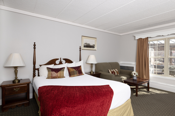 Executive Queen Room Photo 5