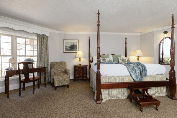 Honeymoon Suite Photo 2